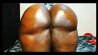 Wet Stinky Farts From a Giant Ass