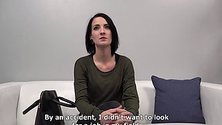 Anna, Short Hair, Casting