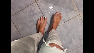 Pissing My Jeans Is Such a Turn-on