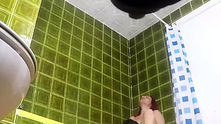 Amateur fucking while on hidden cam