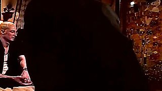 Watch ideal tootsie's trailer