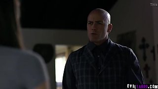 Strict Stepdad Derrick Pierce Punishes Teen Stepdaughter with Rough Anal & Spanking