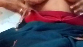 Desi Bhabhi Ki Leaked Video Big Boobs