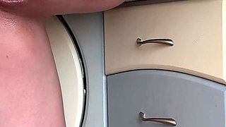 My Lover Ejaculates Into Me in the Kitchen While I'm Pregnant