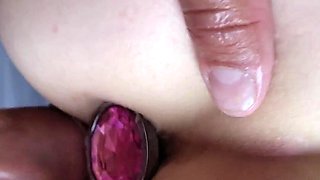 Amateur Instal Anal Plug and Hard Fucking Big Lips Pussy