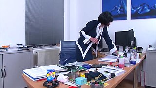 Hot Secretary Sucks Huge Dick And Deep Anal Fuck With Valeria Jones