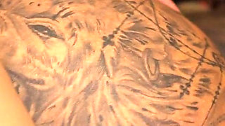 The Girl Who Knows About Tinder Invites Her Friends to Try My Big Date