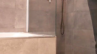 S6e3 Bts Pt1: Alice Ross Bathroom Sub Play - Raw Bts Tease!