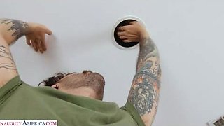 My friends horny mommy need my help and i gonna save her