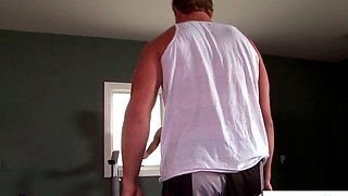 Straight dude swayed to gay during gym bj