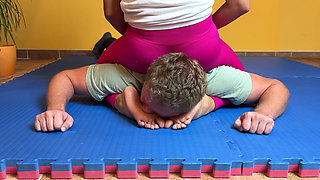 Foot Wrestling Domination Barefoot Humiliation