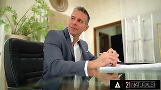 21 naturals - naughty and magnificent office secretary Cherry Kiss gets her juicy asshole plumbed by her manager