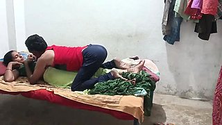 Desi Bhabhi Hot Sex - Indian Village Style Doggy Fuck