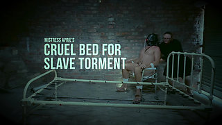 Dominatrix Mistress April - The piss Whore takes it all