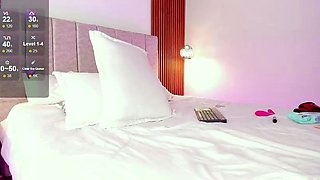 Romanian amateur webcam teen masturbate