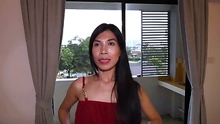Thai Pussy Is So Tight That She Makes Her Lover Rock Hard