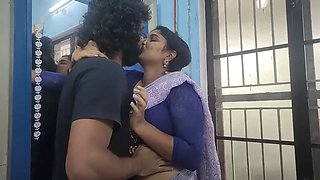 Long lip lock with ass kiss romance and hard fuck in saree