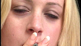 Streaming Movie From Paris of Naked Girls Smoking