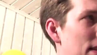 Threesome action with mature and college chick