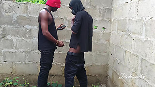 Ebony slime waist bang hard on the wall in an uncompleted building