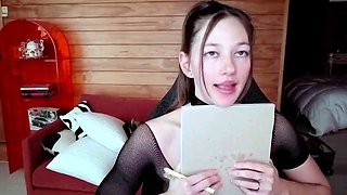 Brunette Solo Webcam Masturbation