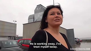 New  having hardcore sex in the back of a car: Blowjob, Doggy  Missonary Porn