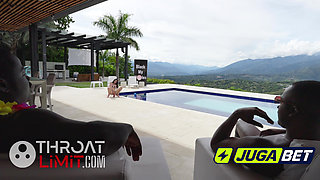 Maria Mendez Takes Rough BBC Anal in an Outdoor Threesome