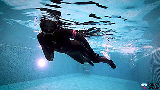 Underwater Giantess Hunts & Claims Her Tiny Prey