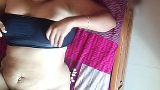 Hot Big Boobs Tamil Housewife in Black Bra Fucked