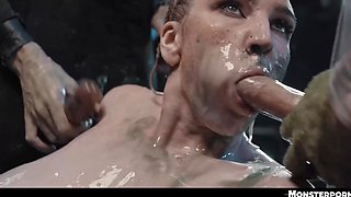 Probing the busty human female Kendra Sunderland with alien dicks