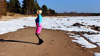 Sexy Outfit for Spring Walk.