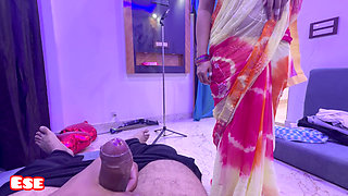 Maami Ne Help Kari Mooth Marne Mein aur Gaiab Chudai Mujse!!!!!!!