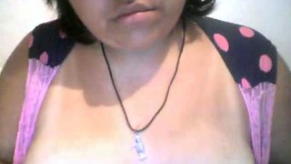 Mexicana en Webcam Enseando Tetas!