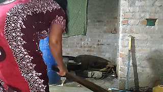 My College Friend's Stepother Was Working at Home and I Hid Behind Her and Caught Her and Had Sex with My Friend's Stepother.