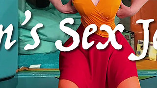 Granny Velma Dinkley: a Slutty Sleuth's Fingering, Pussy Licking & Missionary Fucking Orgasms! 8623fap