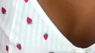 I, Agatha Mama on a Visit From My Friend BBC in the Middle of the Fuck, I Took off the Condom! and He Cums Inside Her Pussy