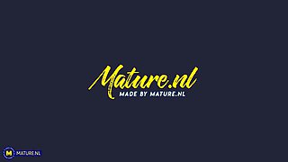 Curvy British Milf Jasmine De Launay Loves To Show Off Her Big Ass And Big Tits When She's Alone