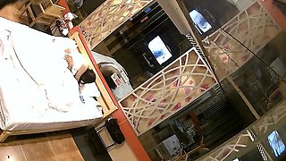 Amateur couple hidden cam