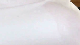 I Soak My Shirt with Water
