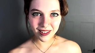 Ellie Skyes - The Family Vacation: step-Mom's Desperation