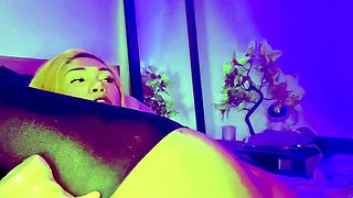 Shemale fucking fleshlight while Dildoing want you cum on