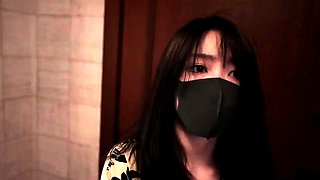 Sexy amateur brunette asian babe masturbating