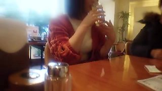 グラマーな童顔美女のしたたかなCFNMスケッチから始まる誘惑エッチ