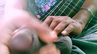 Desi maid handjob. Telugu dirty talks.