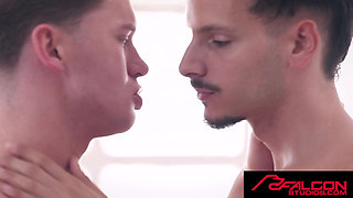 FALCON STUDIOS - Fabio Stallion Unwraps Huge Bulge & Barebacks Dean Hard