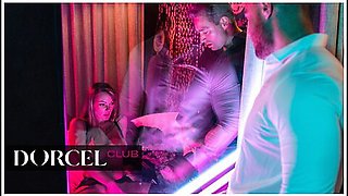 The Evening Of Tiffany Leiddi In A Swinger Club