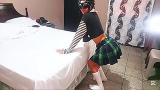 Teacher Has Sex with 18-year-old Schoolgirl