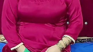 Beautiful Punjabi Pakistani Woman with Huge Boobs Riding on Big Dildo