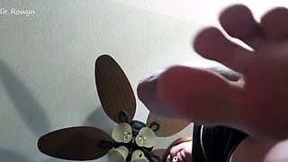 Ellie-Rowyn - Giantess Dirty Feet Cleaning FemDom