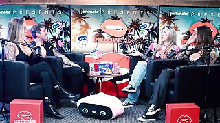 Glamour Dakota James and Dakota's ana lorde action